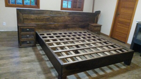 Cama